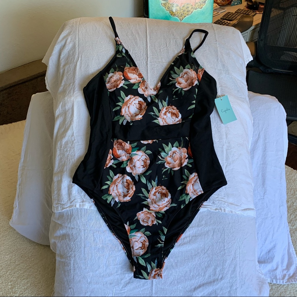 One piece floral bathing suit by Cupshe